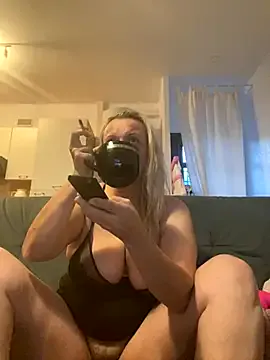 AnnaisLeblanc – webcam model profile photo Image 9