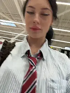 NatallieLynn – webcam model profile photo Image 17