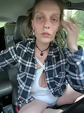 SophieBlaake – webcam model profile photo Image 3