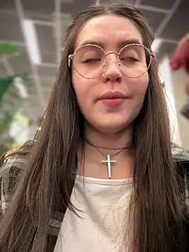 GreciaMorgan – webcam model profile photo Image 14