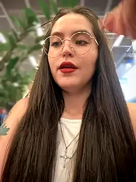 GreciaMorgan – webcam model profile photo Image 8