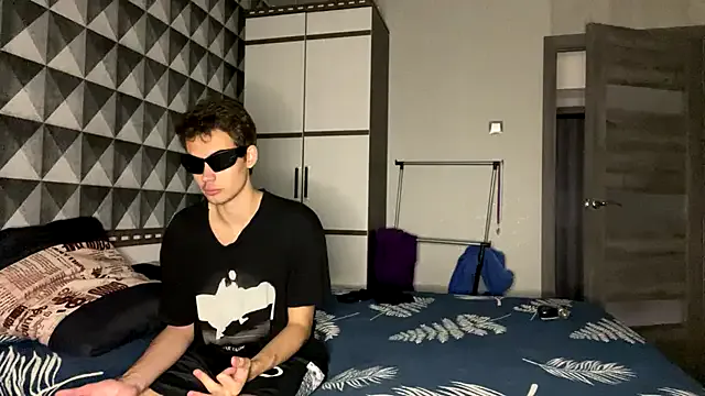 SinfulMarkedQueens – webcam model profile photo Image 17