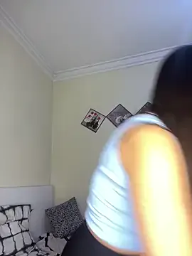 queenfeetMaria – webcam model profile photo Image 3