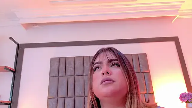 CassieGil – webcam model profile photo Image 10