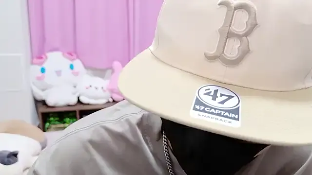 creambaby1 – webcam model profile photo Image 10