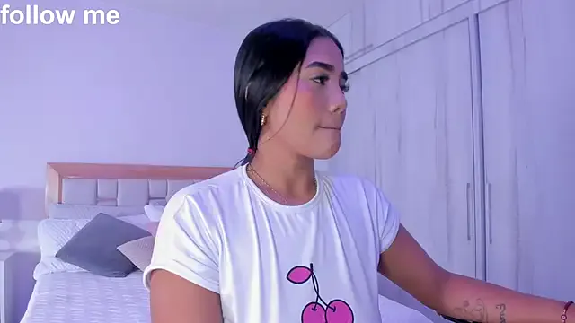 USA4SQUIRT – webcam model profile photo Image 13