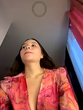 LyraCarvajal – webcam model profile photo Image 10