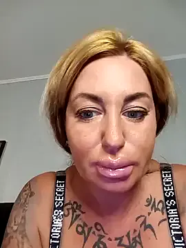 ElianaGarcia – webcam model profile photo Image 8