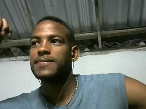 GiaMazzon – webcam model profile photo Image 19