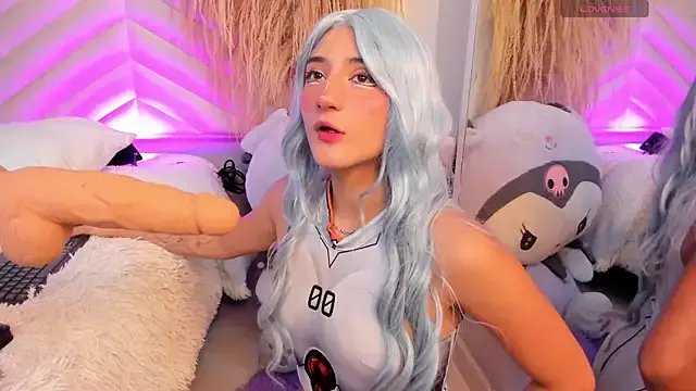 AmyBelmontt – webcam model profile photo Image 2