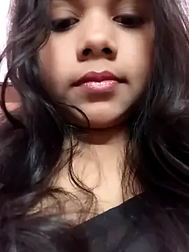 MiaRosel – webcam model profile photo Image 2