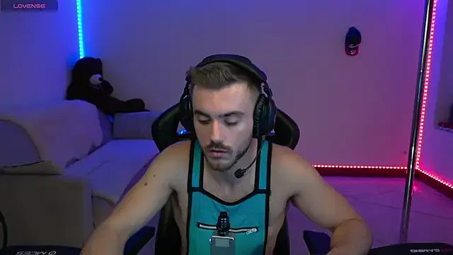 XxAlliGirlNextDoor – webcam model profile photo Image 6