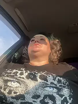 NaughtyNinaX – webcam model profile photo Image 2