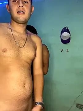 AprilXXS – webcam model profile photo Image 2