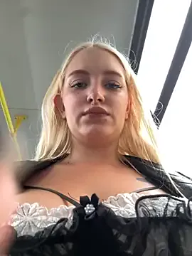 GreciaMorgan – webcam model profile photo Image 17