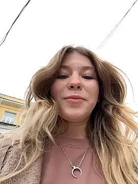 bambolina_sexy1985 – webcam model profile photo Image 7