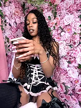 GreciaMorgan – webcam model profile photo Image 6