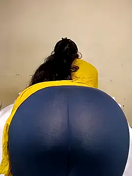 tsukuyomityan1 – webcam model profile photo Image 3