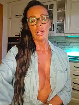 Donovan_Desmond – webcam model profile photo Image 6