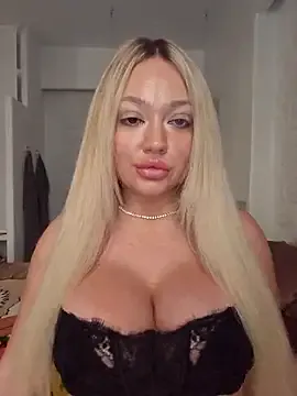 EmmaInLove – webcam model profile photo Image 17