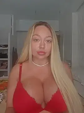 EmmaInLove – webcam model profile photo Image 4