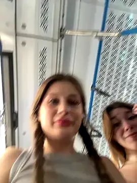 Mia--meow – webcam model profile photo Image 17