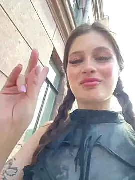 Mia--meow – webcam model profile photo Image 9