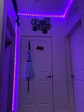 bustytemptress1 – webcam model profile photo Image 17