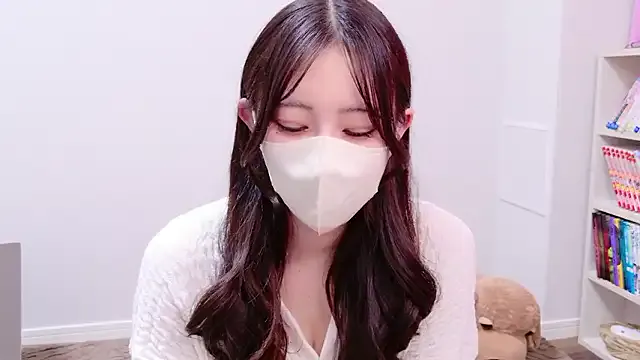 Noya – webcam model profile photo Image 15