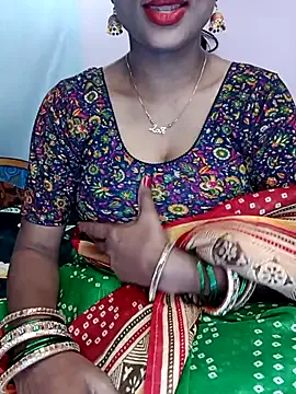 InKed-Kathy – webcam model profile photo Image 4