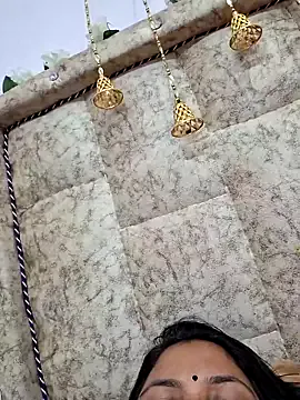 YelenaGotten – webcam model profile photo Image 2