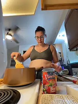 Mommasaurrex – webcam model profile photo