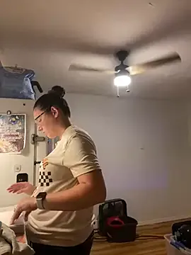 GreciaMorgan – webcam model profile photo Image 6