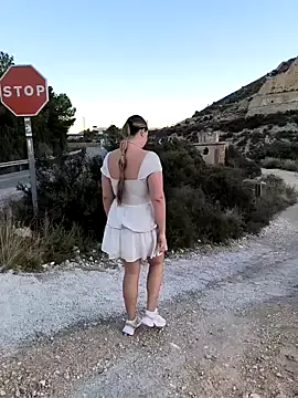 SusanaCrox – webcam model profile photo Image 14