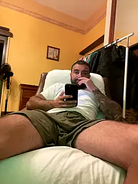 Noya – webcam model profile photo Image 15