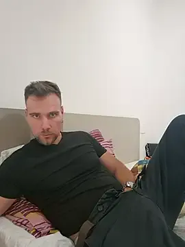 tai_fun – webcam model profile photo Image 14