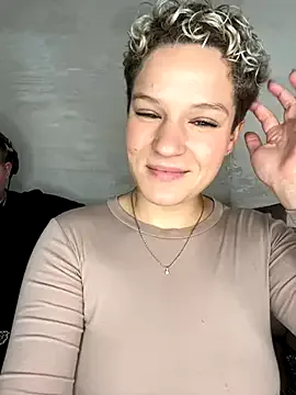 ElianaGarcia – webcam model profile photo Image 14