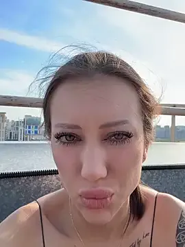 Musae – webcam model profile photo Image 18