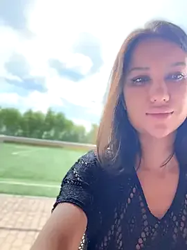 Musae – webcam model profile photo Image 9