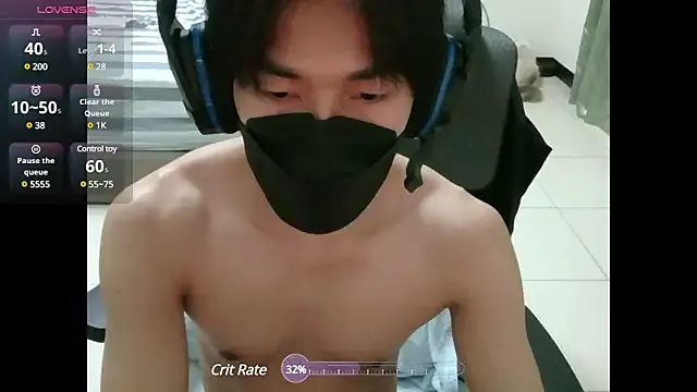 Noya – webcam model profile photo Image 3