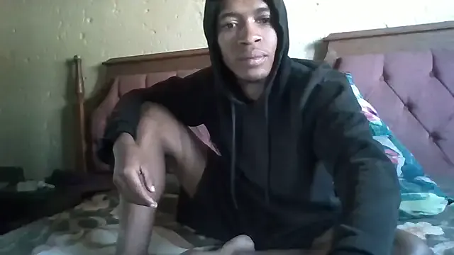 faustfrost – webcam model profile photo Image 10