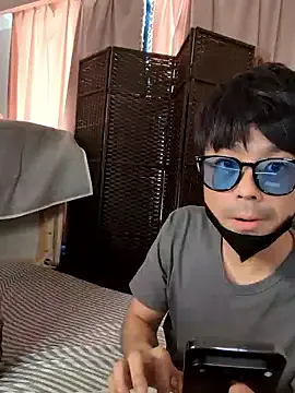 HeatherHeels – webcam model profile photo Image 4