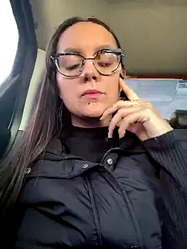 LunaKrismas – webcam model profile photo Image 15