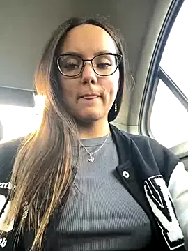 LunaKrismas – webcam model profile photo Image 6