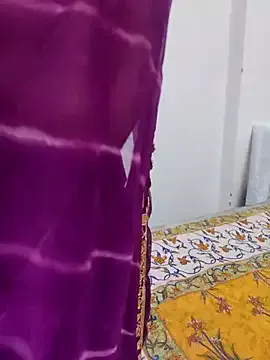 MartinaWolf – webcam model profile photo Image 2