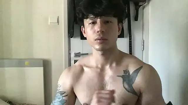 KaraNoir – webcam model profile photo Image 13