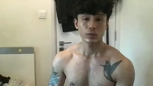 KaraNoir – webcam model profile photo Image 2