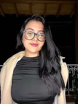 miamellycious – webcam model profile photo Image 11