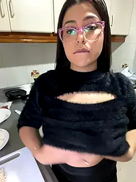 miamellycious – webcam model profile photo Image 2