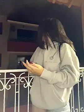 miamellycious – webcam model profile photo Image 5